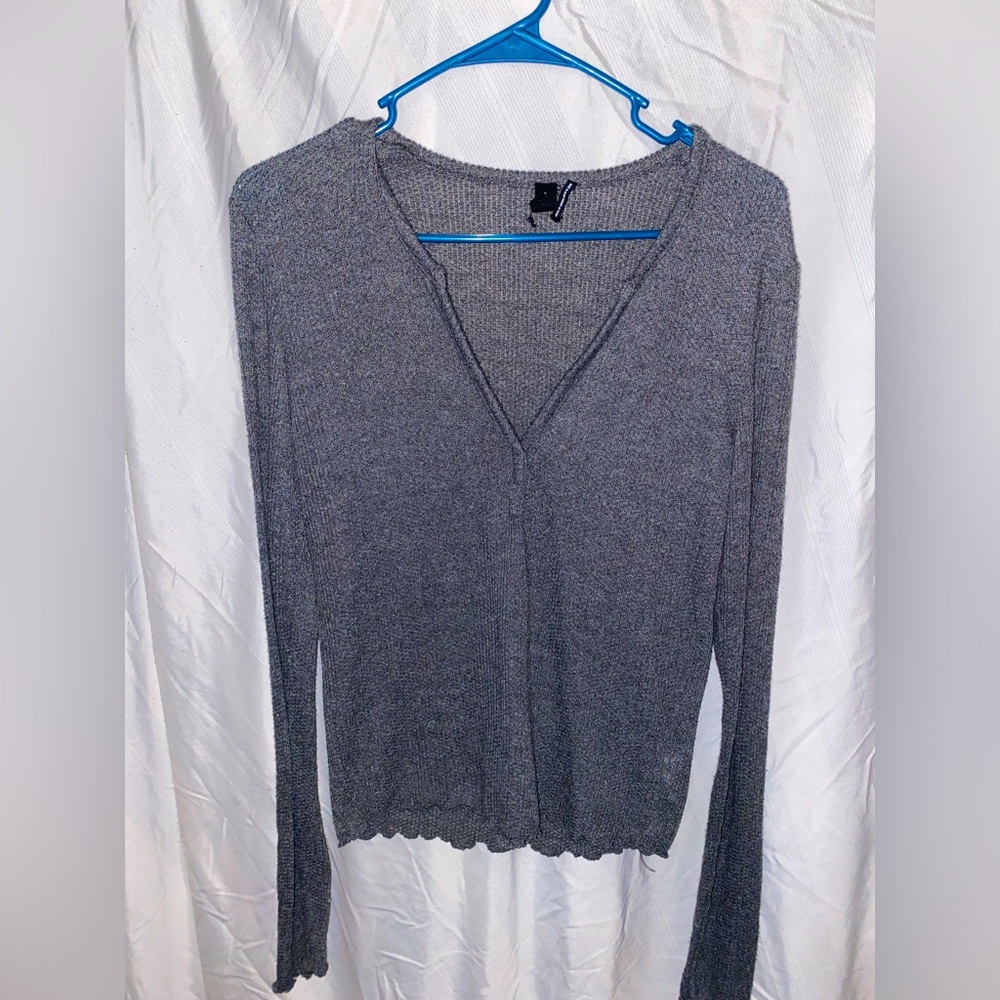 Grey Long Sleeve V-neck Sweater